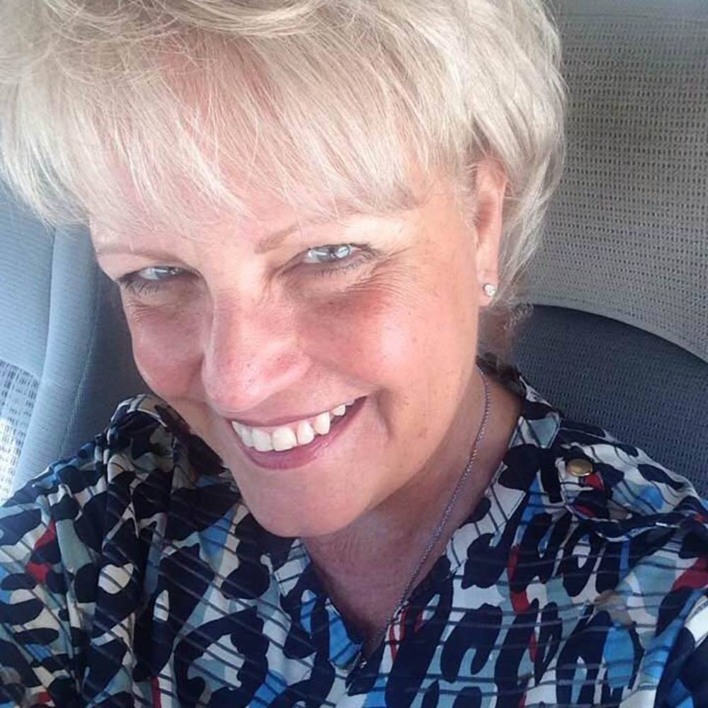 Meet your Posher, Cindi